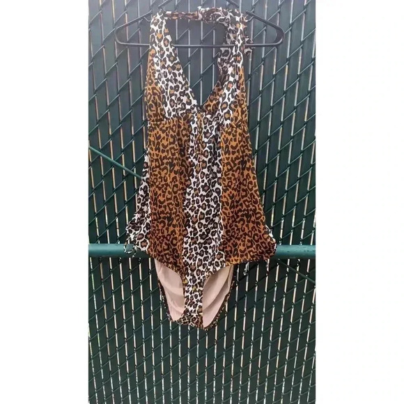 Pinup Raquel Leopard Print Swimsuit by Coture for Every Body in size 4x. - Picture 1 of 8
